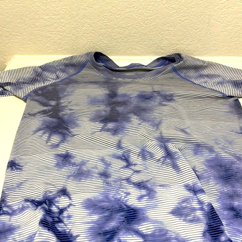 Lululemon Long Sleeve Swiftly Tech — Rare Color